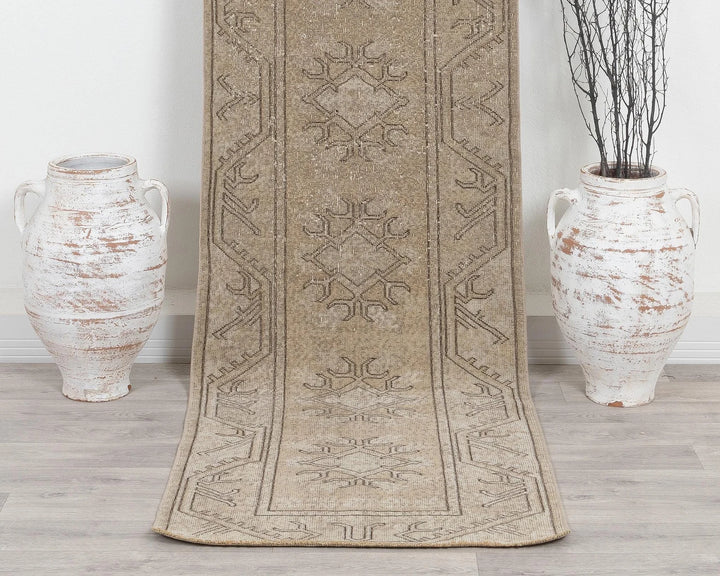 Multicolor Turkish Oushak Rug 2'6" x 9'4" Hand-Knotted | No. VR31643