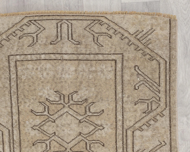 Multicolor Turkish Oushak Rug 2'6" x 9'4" Hand-Knotted | No. VR31643