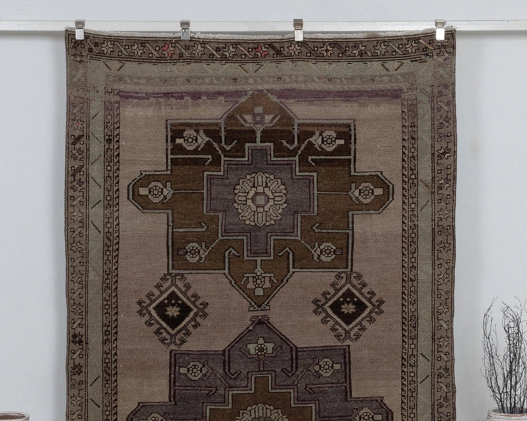 Brown Runner Rug 5' x 13' | No. VR31826