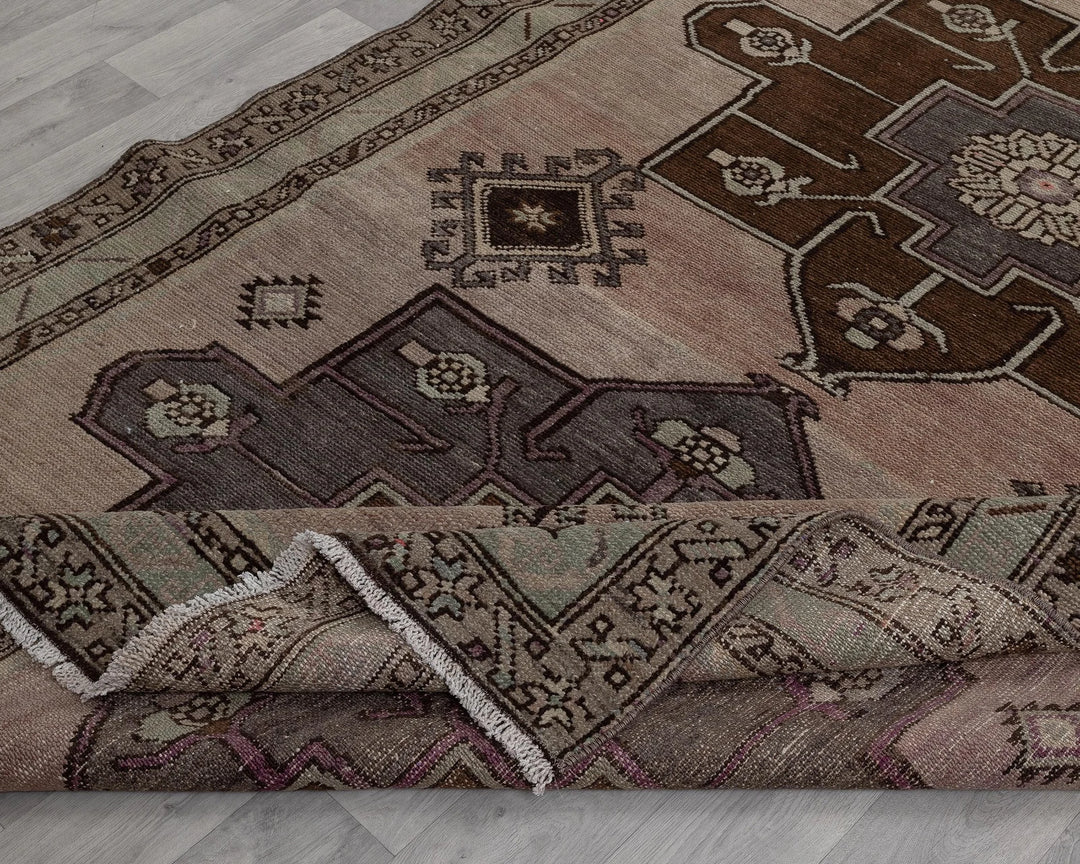 Brown Runner Rug 5' x 13' | No. VR31826