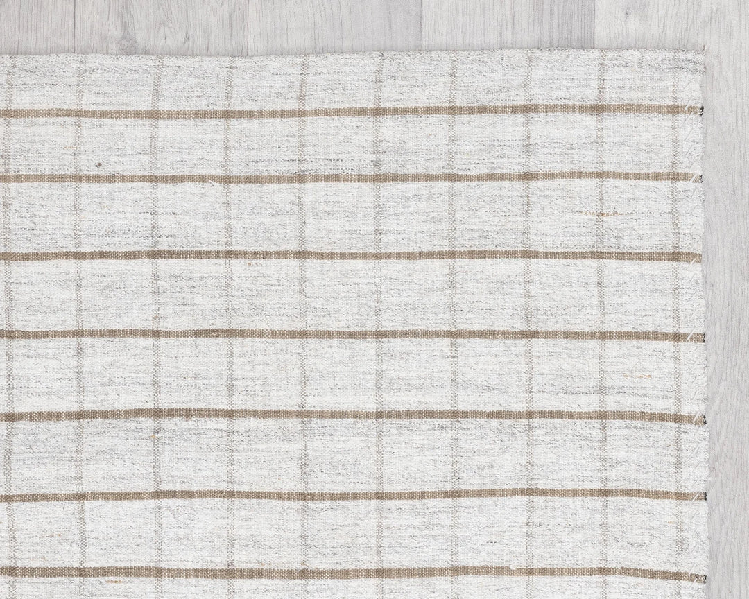 White Runner Rug 2' x 11' 2" | No. VR32156