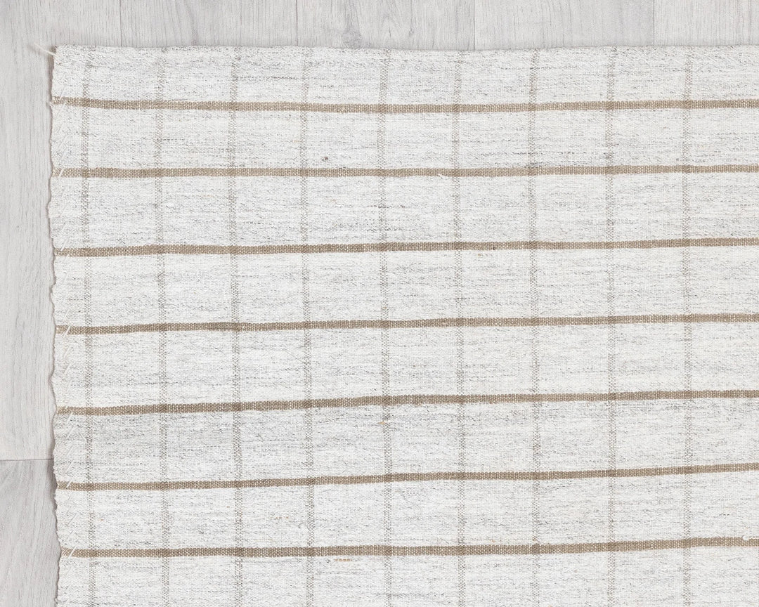 White Runner Rug 2' x 11' 2" | No. VR32156