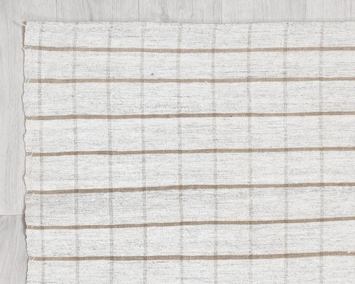 White Runner Rug 2' x 11' 2" | No. VR32156
