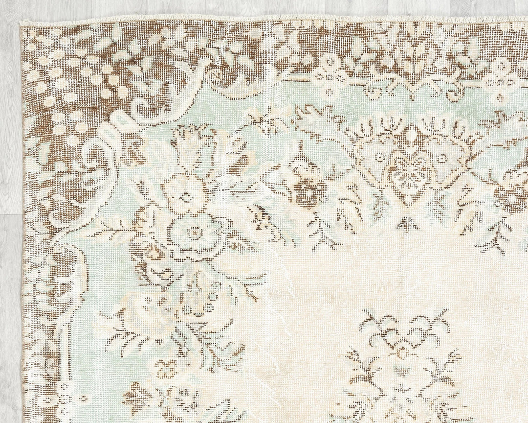 Beige Turkish Oushak Rug 5' 2" x 9' 2" Hand-Knotted | No. VR32459