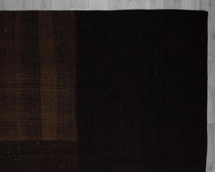 Brown Turkish Kilim Rug 10' x 13' Flat-Weave pattern