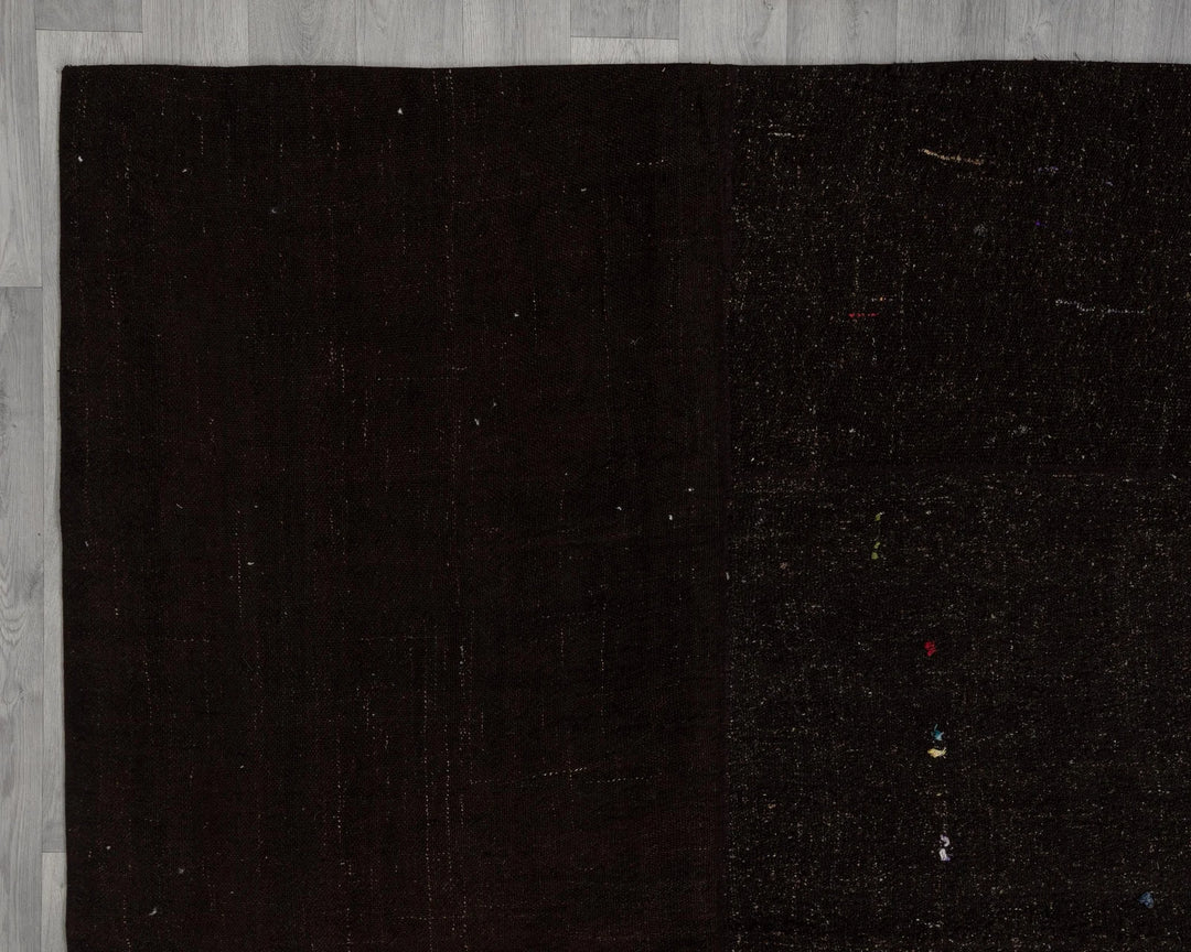 Brown Turkish Kilim Rug 10' x 13' Flat-Weave border