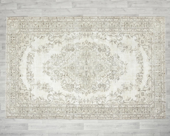 Beige Turkish Oushak Rug 6'1" x 9'5" Hand-Knotted view 9