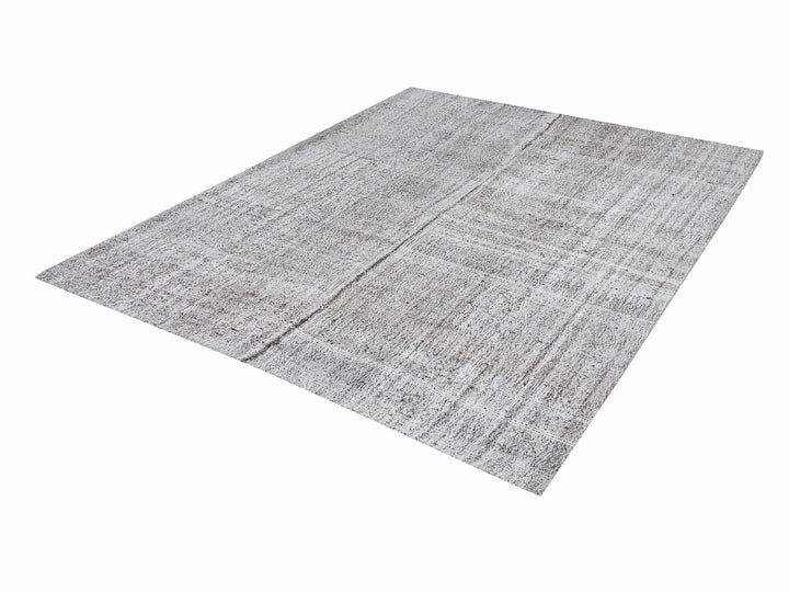 Gray Kilim Rug 7' 1" x 9' 4" | No. VR33044