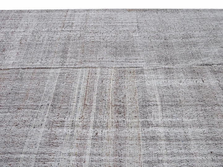 Gray Kilim Rug 7' 1" x 9' 4" | No. VR33044
