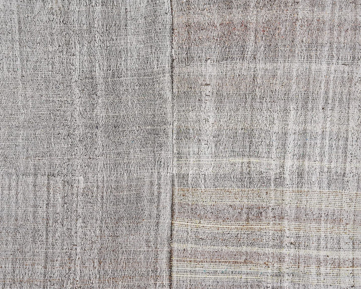 Gray Kilim Rug 7' 1" x 9' 4" | No. VR33044