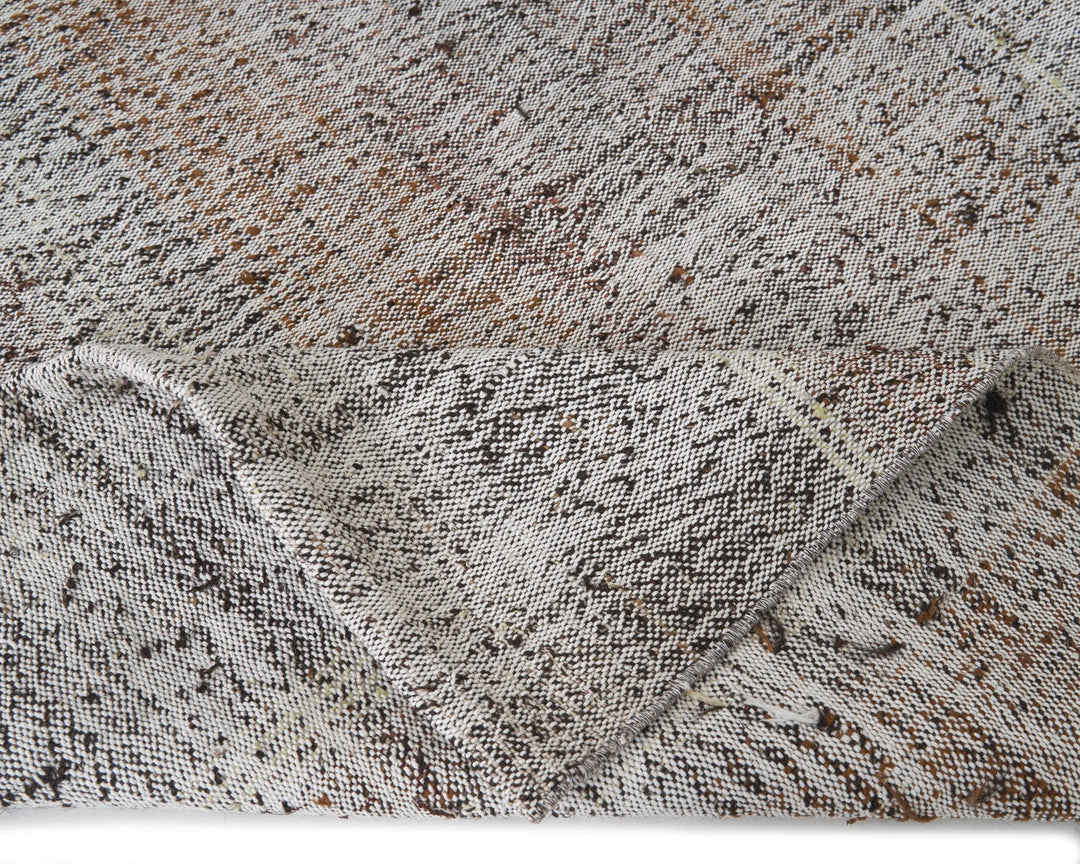 Gray Kilim Rug 7' 1" x 9' 4" | No. VR33044