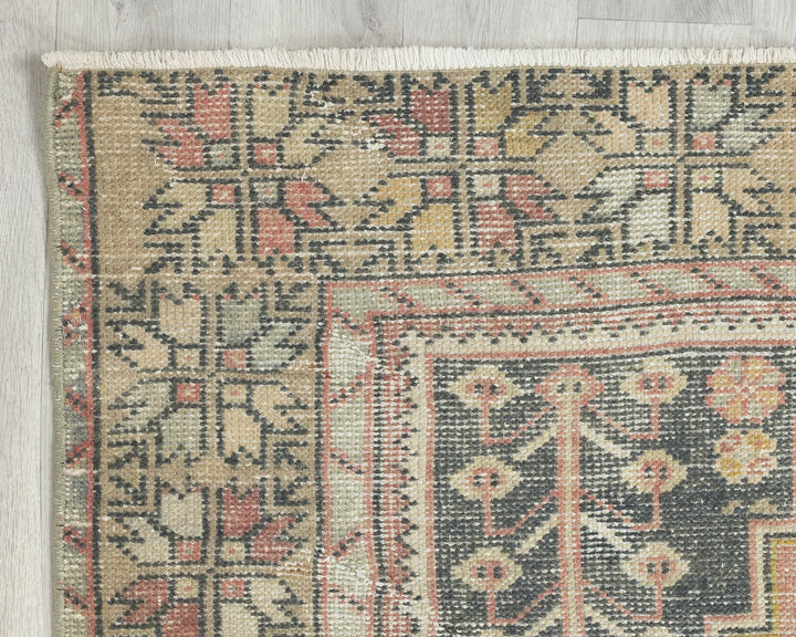 Multicolor Turkish Oushak Rug 8' 8" x 4' 1" Hand-Knotted | No. VR33142