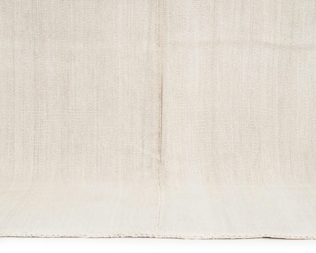 White Turkish Kilim Rug 9' x 5' Flat-Weave | No. VR33286
