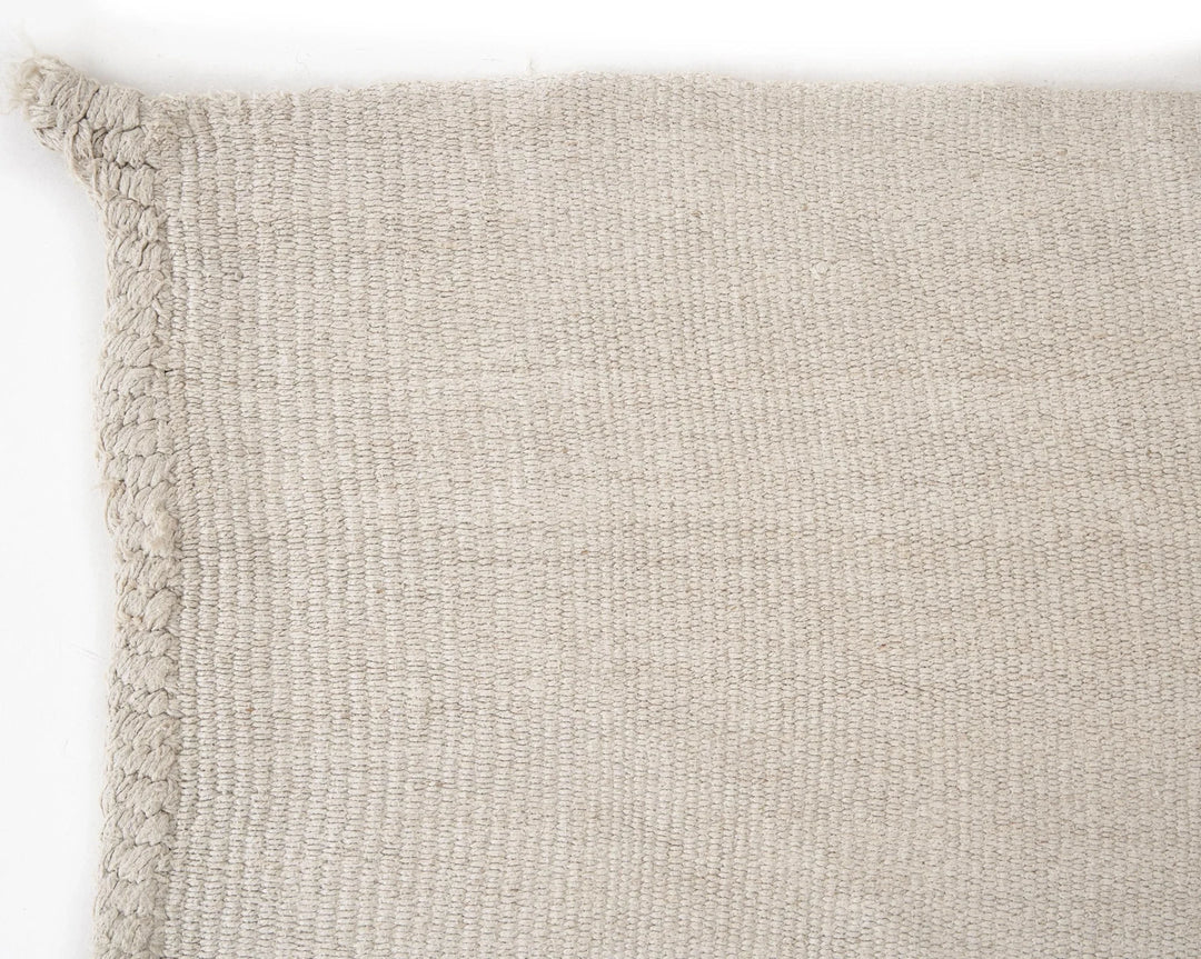 White Turkish Kilim Rug 9' x 5' Flat-Weave | No. VR33286