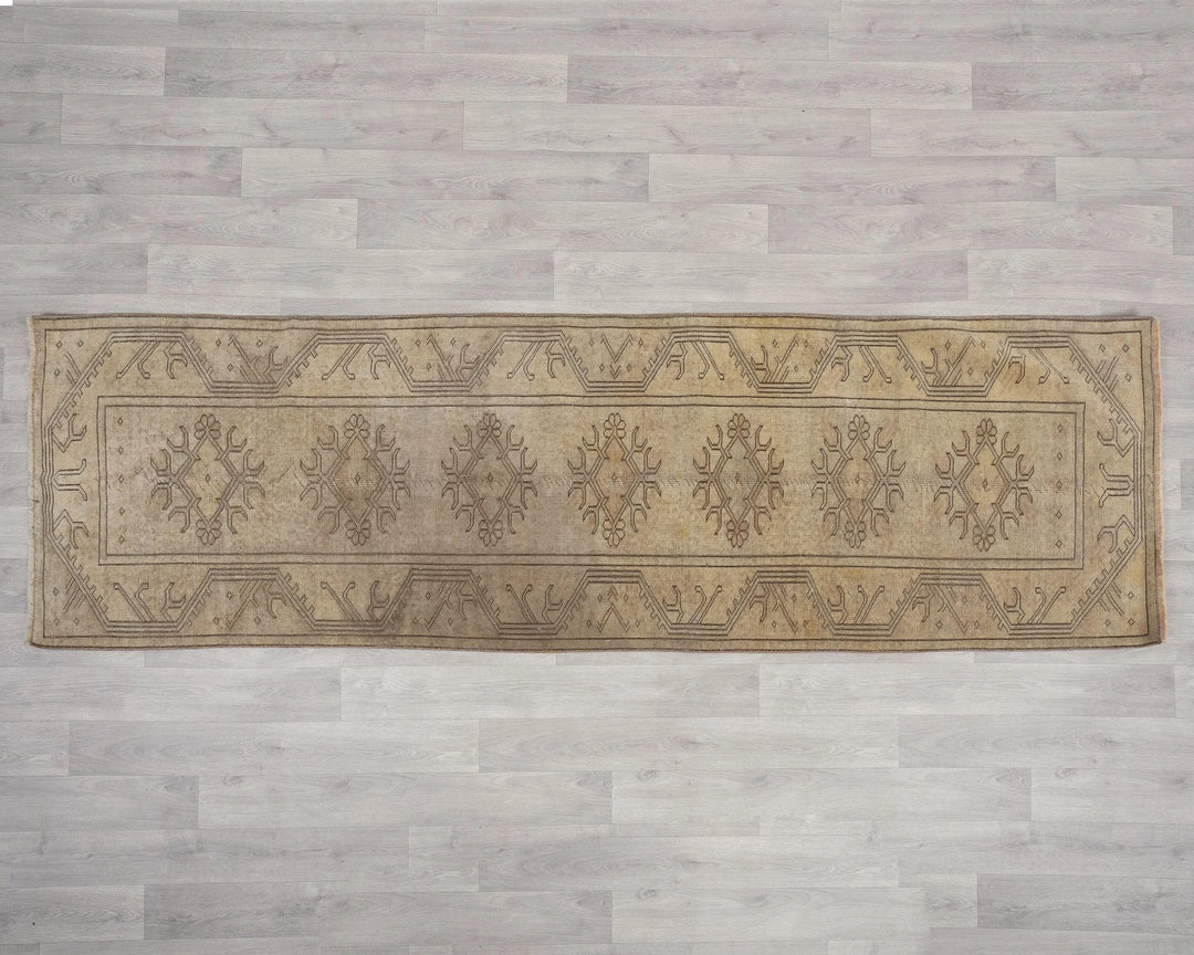 Multicolor Turkish Oushak Rug 2'7" x 8'10" Hand-Knotted | No. VR33301
