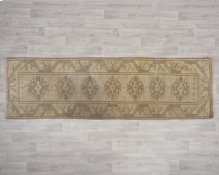 Multicolor Turkish Oushak Rug 2'7" x 8'10" Hand-Knotted | No. VR33301