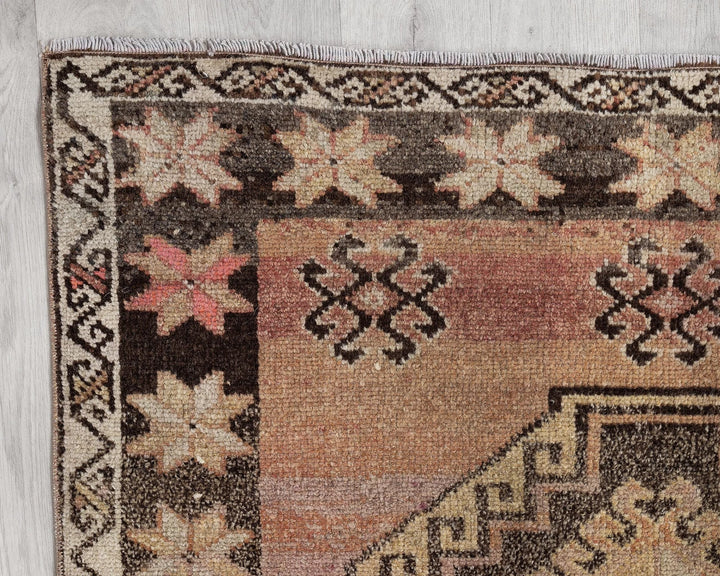 Multicolor Turkish Oushak Rug 3' 5" x 10' 1" Hand-Knotted | No. VR33802