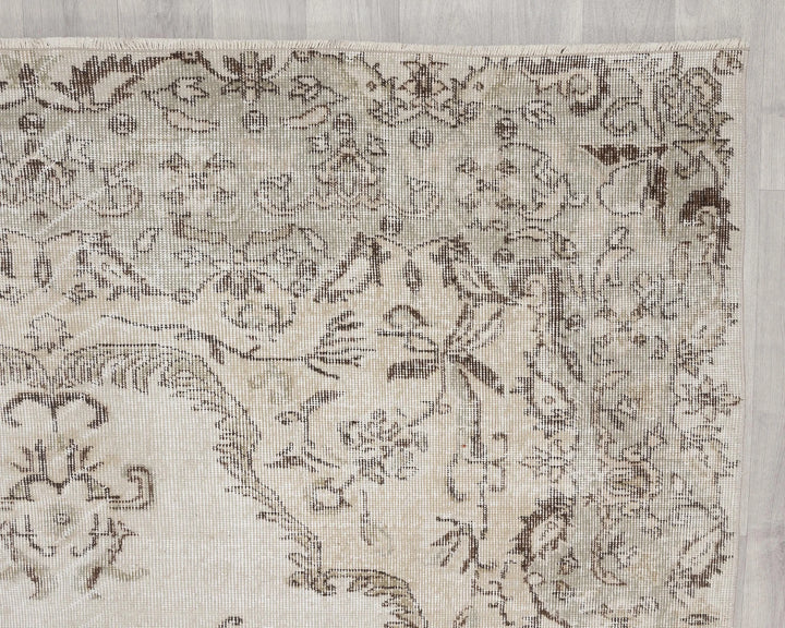 Neutral Oushak Rug 6' 5" x 9' 9" | No. VR33858