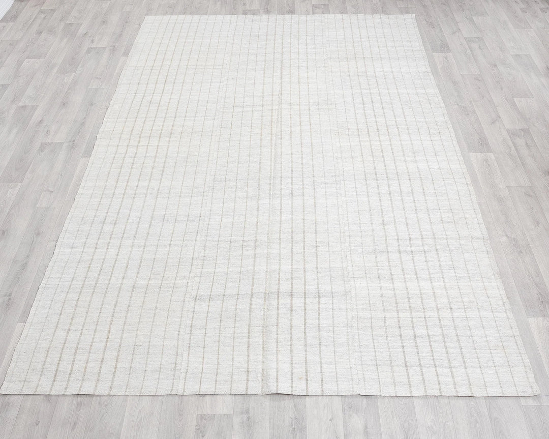 Gray Kilim Rug 6' 3" x 9' 3" | No. VR33972