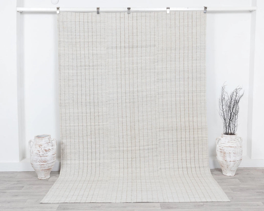 Gray Kilim Rug 6' 3" x 9' 3" | No. VR33972
