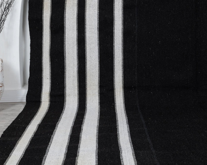 Brown Kilim Rug 9' 9" x 12' 4" | No. VR34321