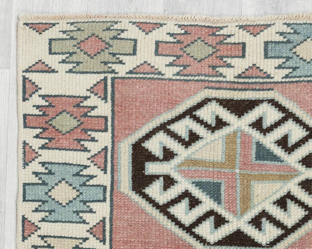 Multicolor Turkish Oushak Rug 2'2" x 8'10" Hand-Knotted | No. VR34544