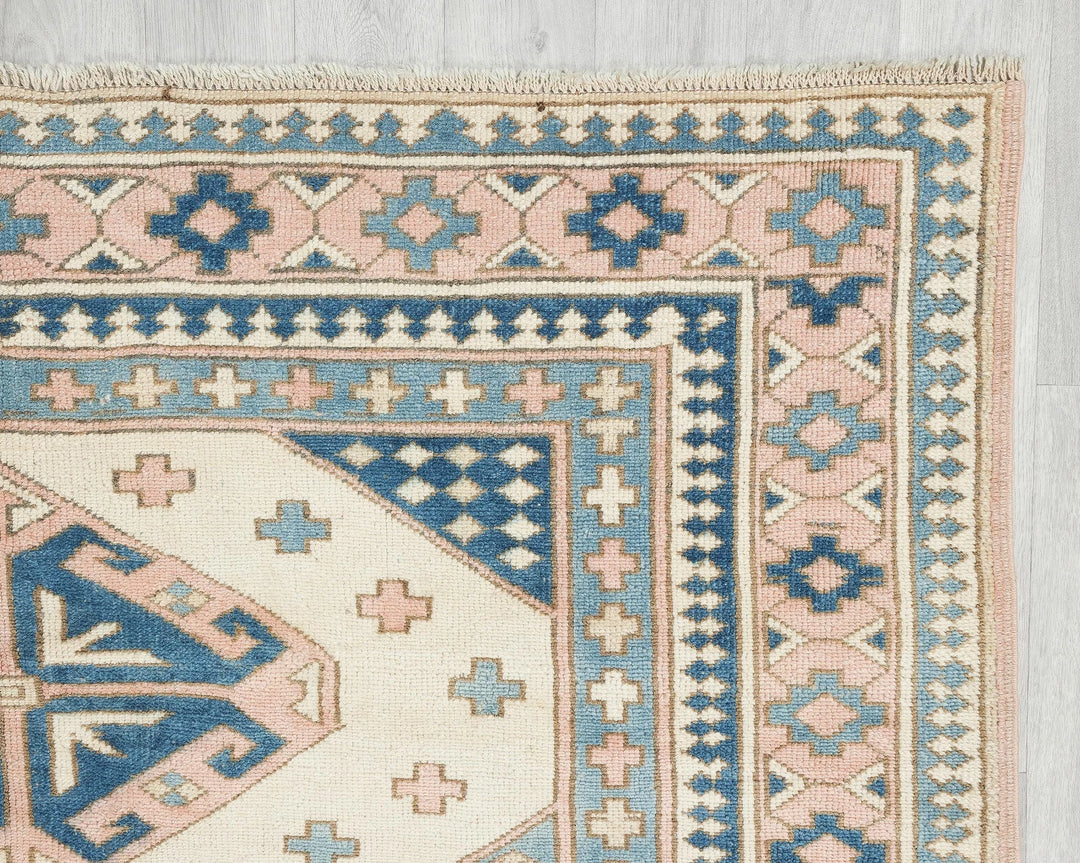 Neutral Oushak Rug 5' 9" x 6' 11" | No. VR34716