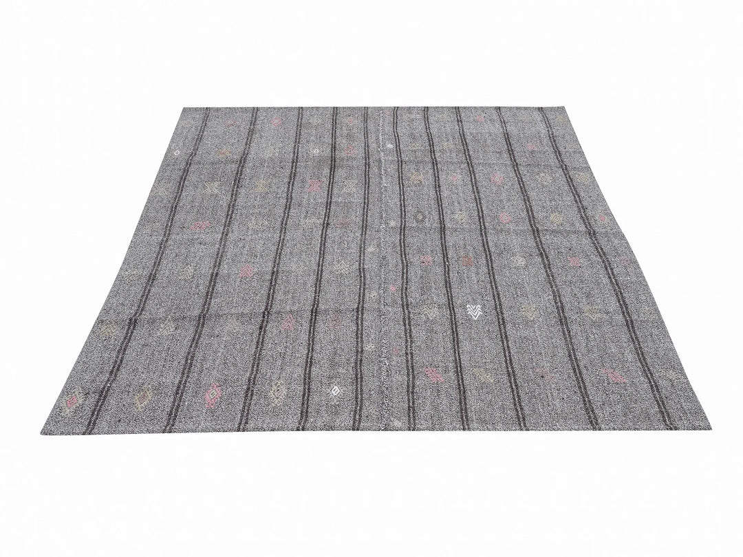 Gray Kilim Rug 6' 1" x 7' 2" | No. VR34789