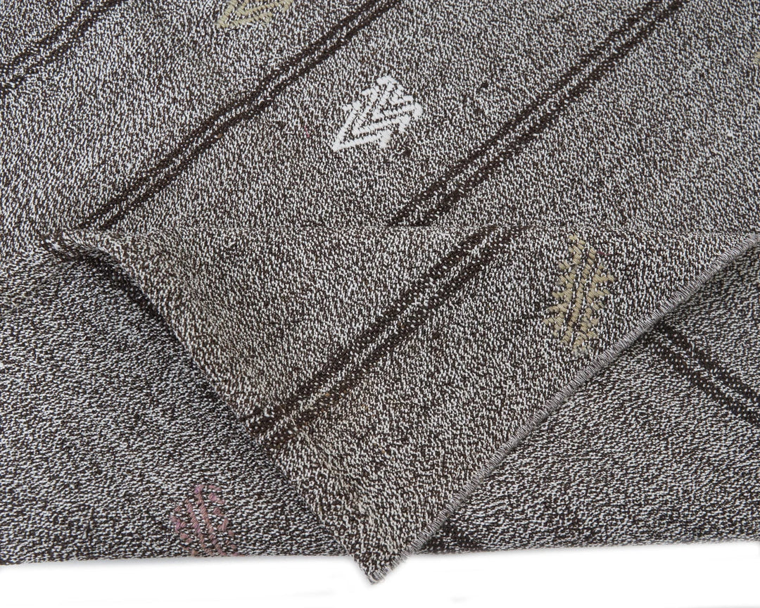 Gray Kilim Rug 6' 1" x 7' 2" | No. VR34789