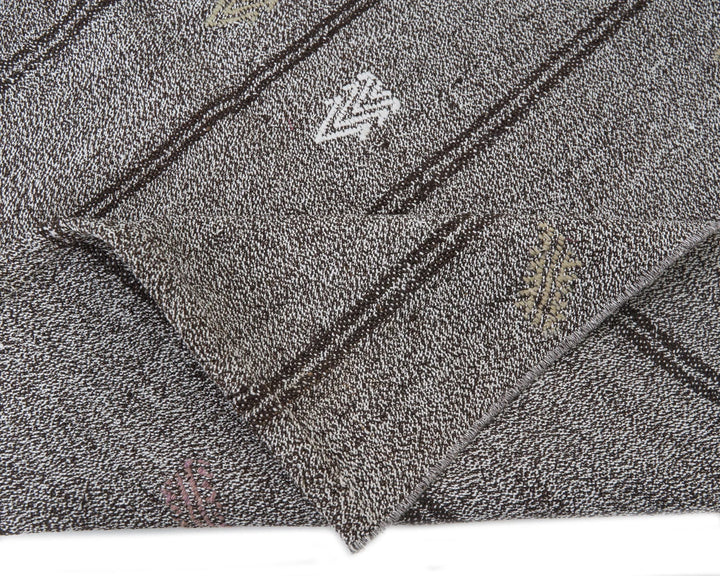 Gray Kilim Rug 6' 1" x 7' 2" | No. VR34789