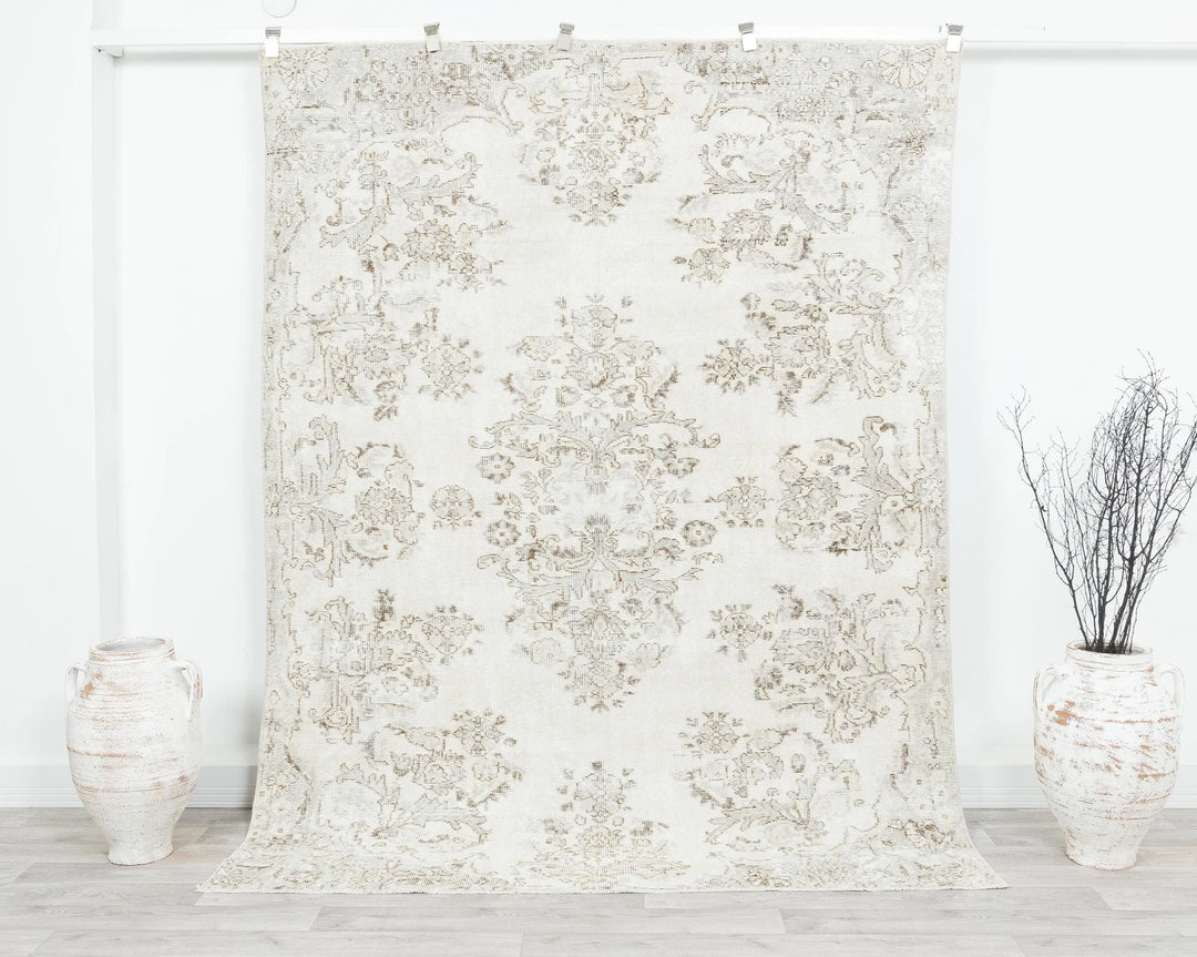 Beige Turkish Oushak Rug 5' 11" x 7' 11" Hand-Knotted | No. VR34846