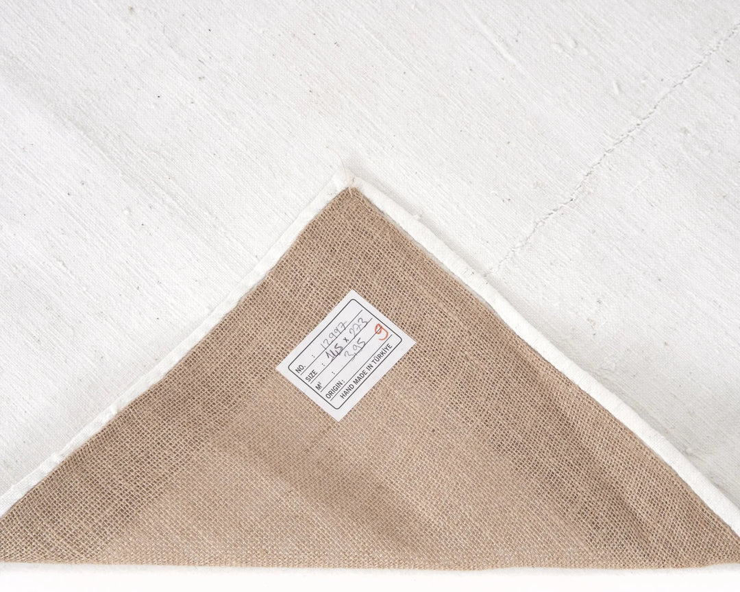 White Kilim Rug 4' 10" x 9' | No. VR35148