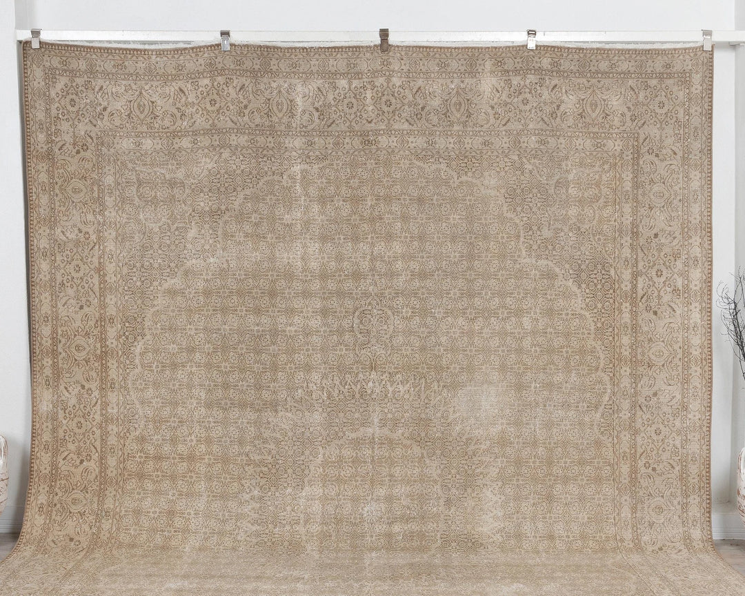 Beige Turkish Oushak Rug 9'6" x 12'2" Hand-Knotted | No. VR35230