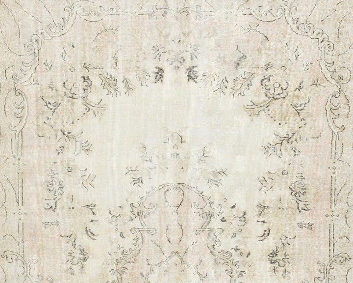 Beige Oushak Rug 5' 11" x 9' 4" | No. VR35347