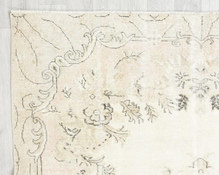 Beige Oushak Rug 5' 11" x 9' 4" | No. VR35347