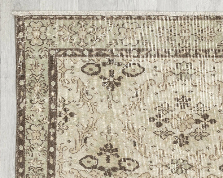 Multicolor Turkish Vintage Rug 6'8" x 3'8" Hand-Knotted | No. VR35382