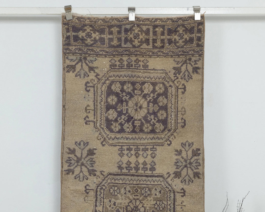 Beige Turkish Oushak Rug 2'6" x 10'10" Hand-Knotted close-up