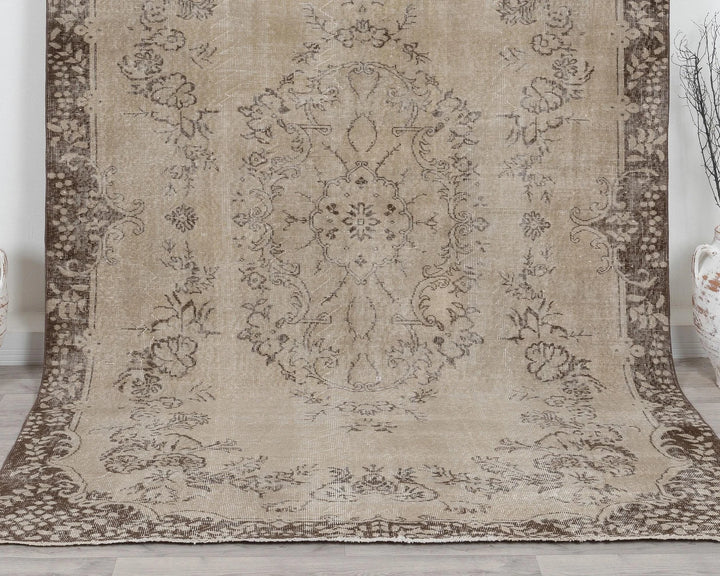 Oushak Rug 6' 8" x 9' 11" | No. VR35846