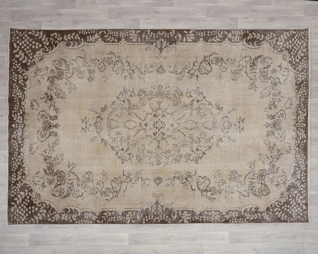 Oushak Rug 6' 8" x 9' 11" | No. VR35846