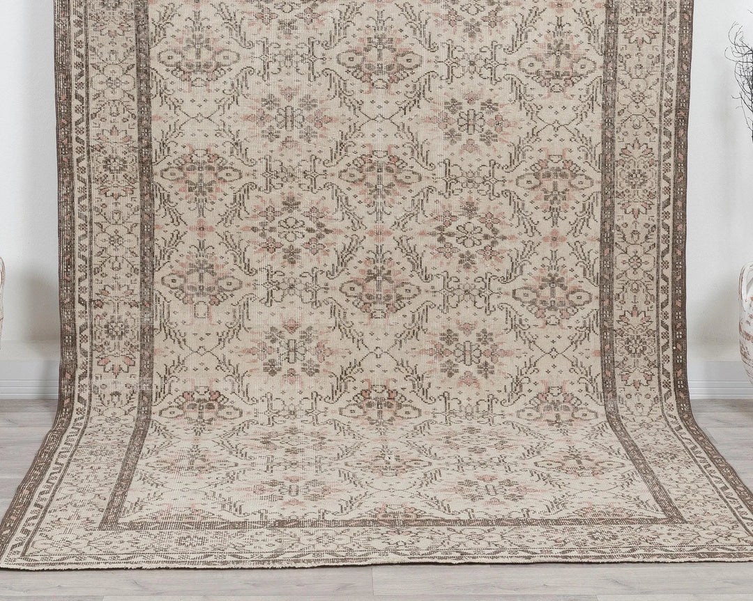Beige Turkish Oushak Rug 5'10" x 9'10" Hand-Knotted | No. VR35959