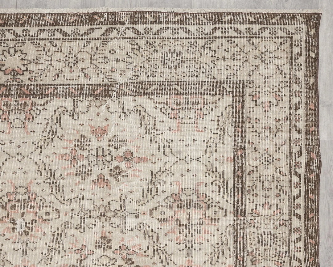 Beige Turkish Oushak Rug 5'10" x 9'10" Hand-Knotted | No. VR35959