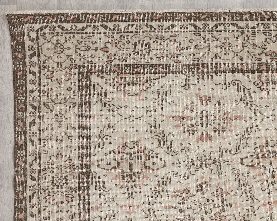 Beige Turkish Oushak Rug 5'10" x 9'10" Hand-Knotted | No. VR35959