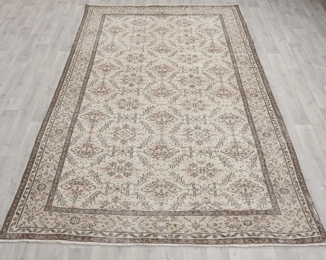 Beige Turkish Oushak Rug 5'10" x 9'10" Hand-Knotted | No. VR35959
