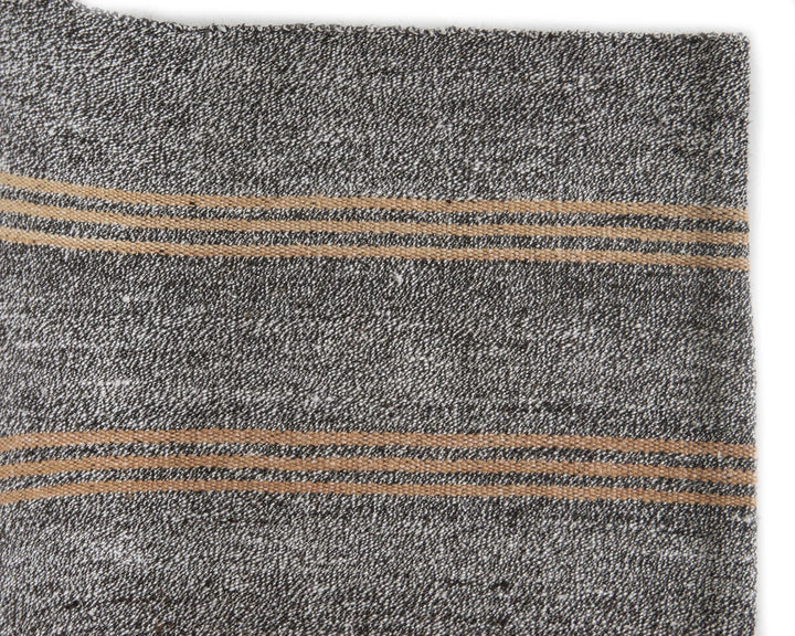 Gray Kilim Rug 6' 4" x 7' 10" | No. VR36048