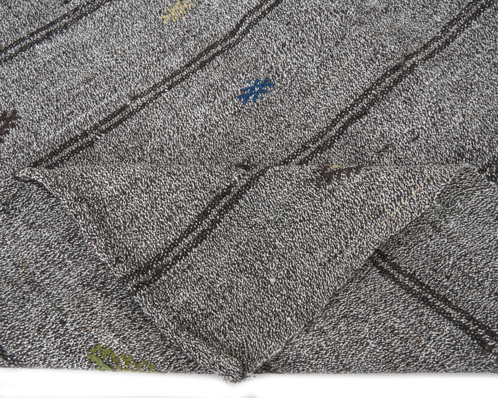 Gray Runner Rug 2' 11" x 16' 5" | No. VR36305