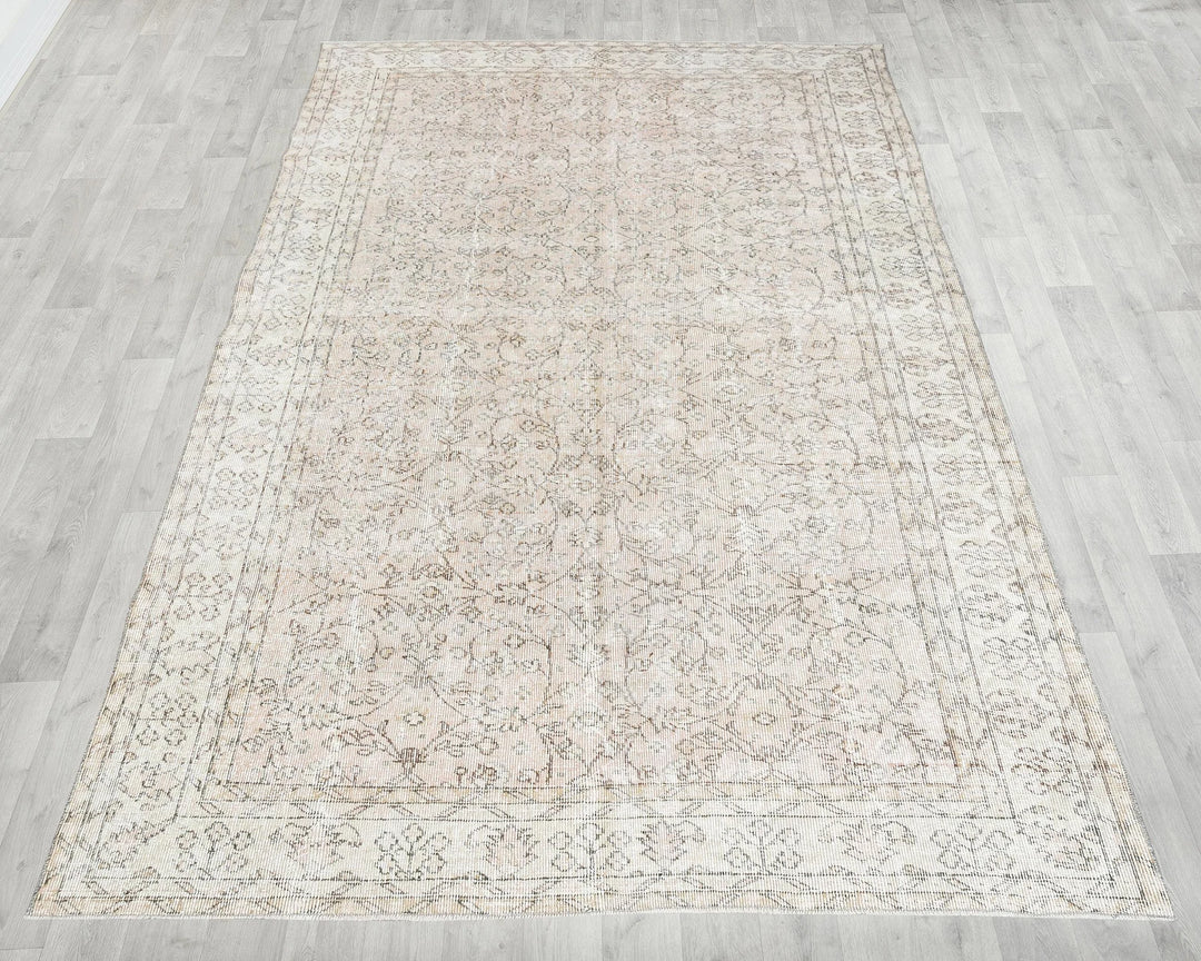 Beige Turkish Oushak Rug 6' 6" x 9' 10" Hand-Knotted | No. VR36503
