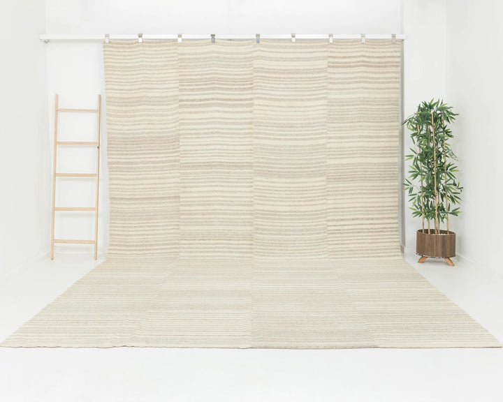 Beige Turkish Kilim Rug 9' 6" x 12' 10" Flat-Weave | No. VR36721
