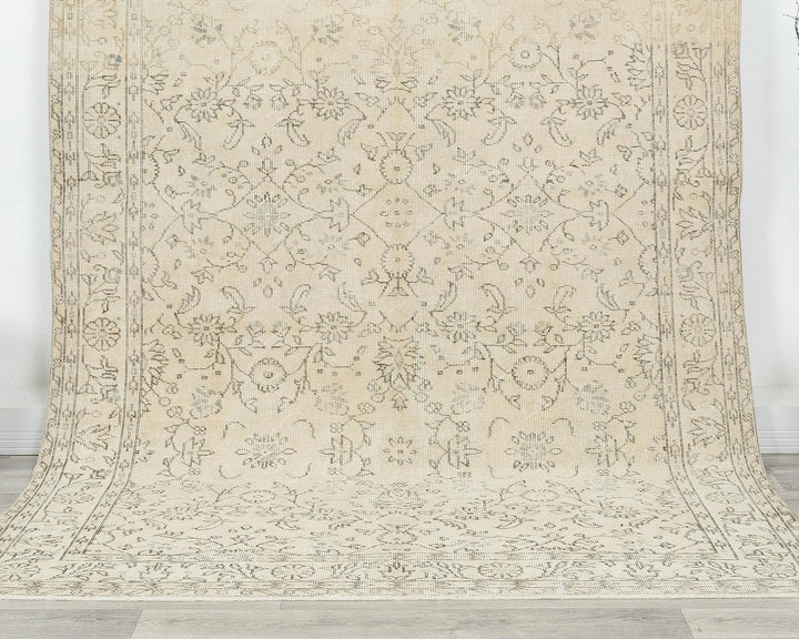 Beige Turkish Oushak Rug 5' 8" x 9' Hand-Knotted | No. VR36818