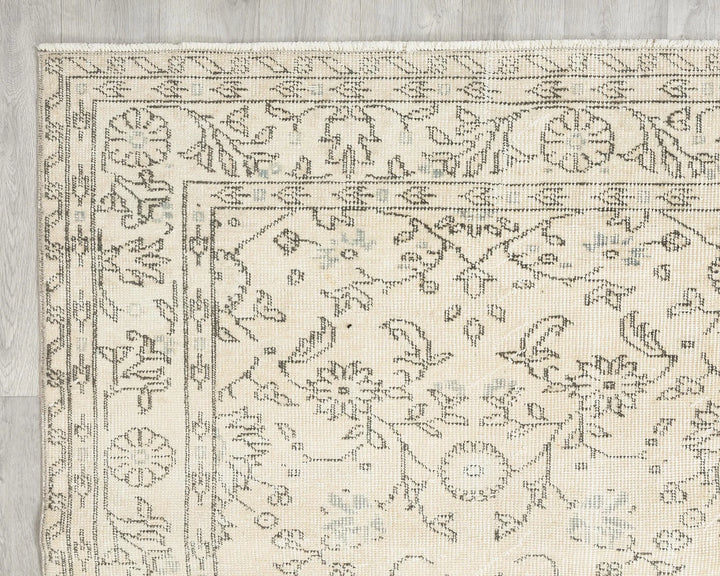 Beige Turkish Oushak Rug 5' 8" x 9' Hand-Knotted | No. VR36818