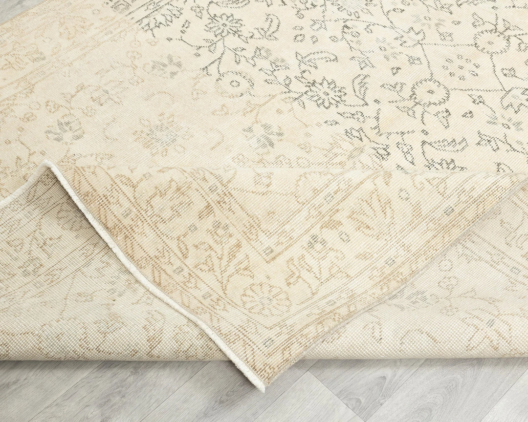 Beige Turkish Oushak Rug 5' 8" x 9' Hand-Knotted | No. VR36818